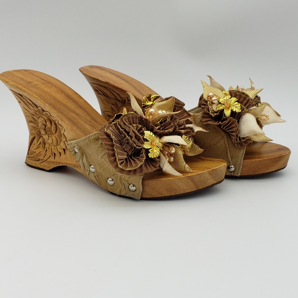 Wooden wedge sandle sz large